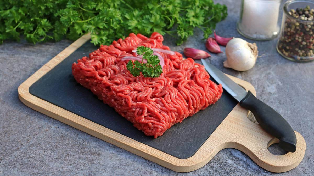 Daging tanpa lemak merupakan salah satu makanan untuk perkembangan otak.