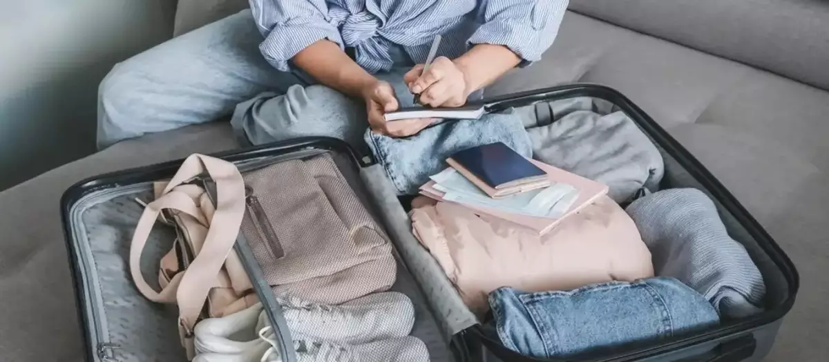 Persiapkan Barang Bawaan dengan Cermat