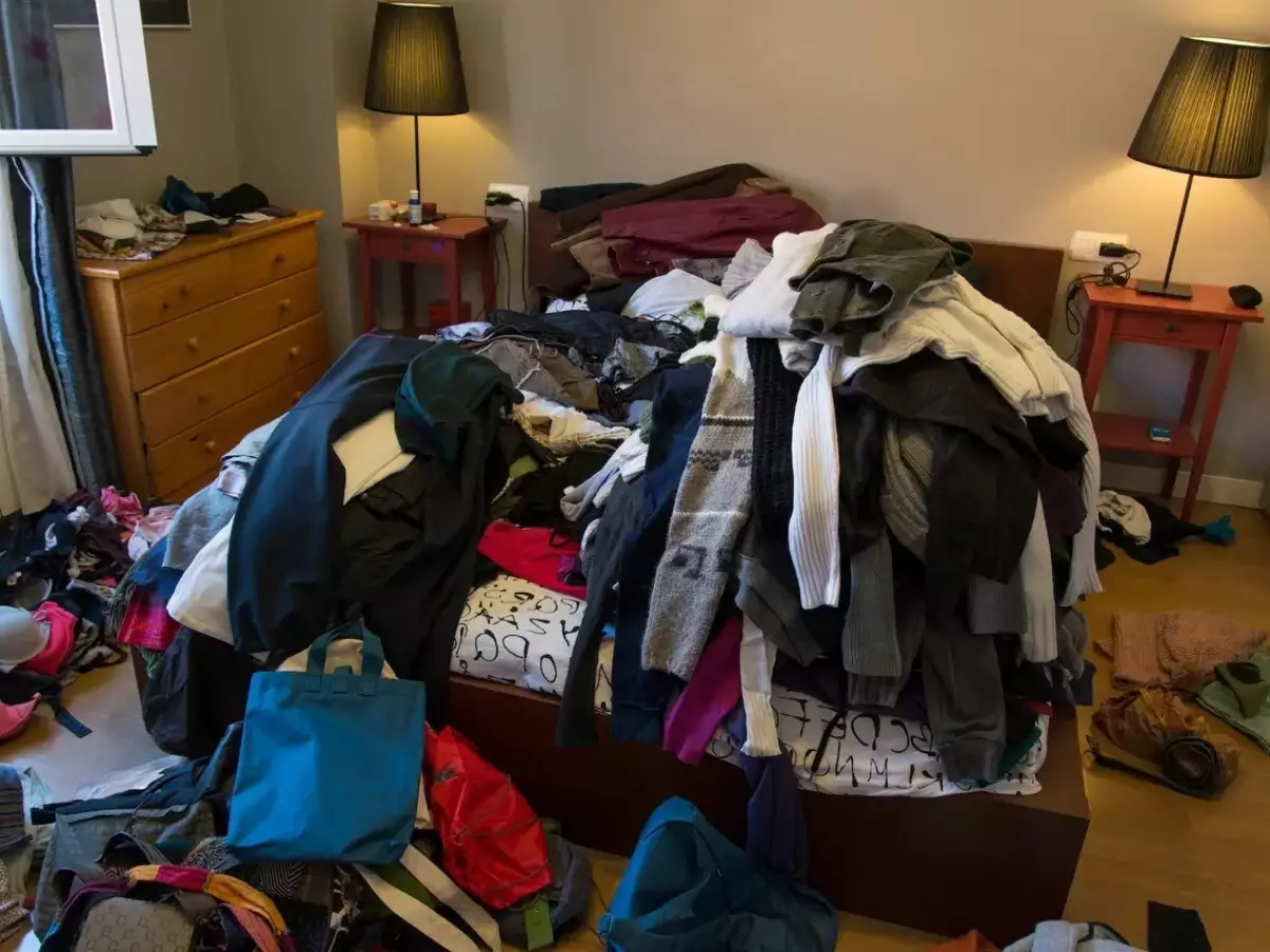 Jangan Menumpuk Barang