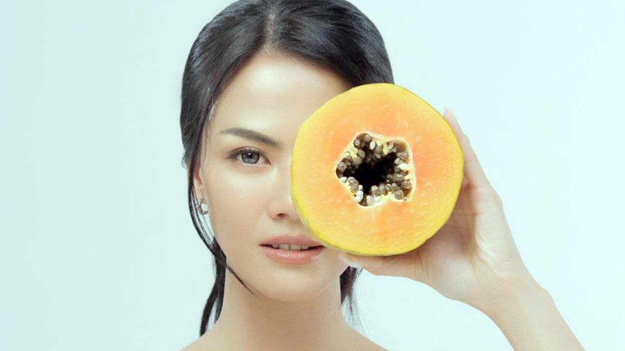 Kulit Putih Berseri dengan Masker Pepaya
