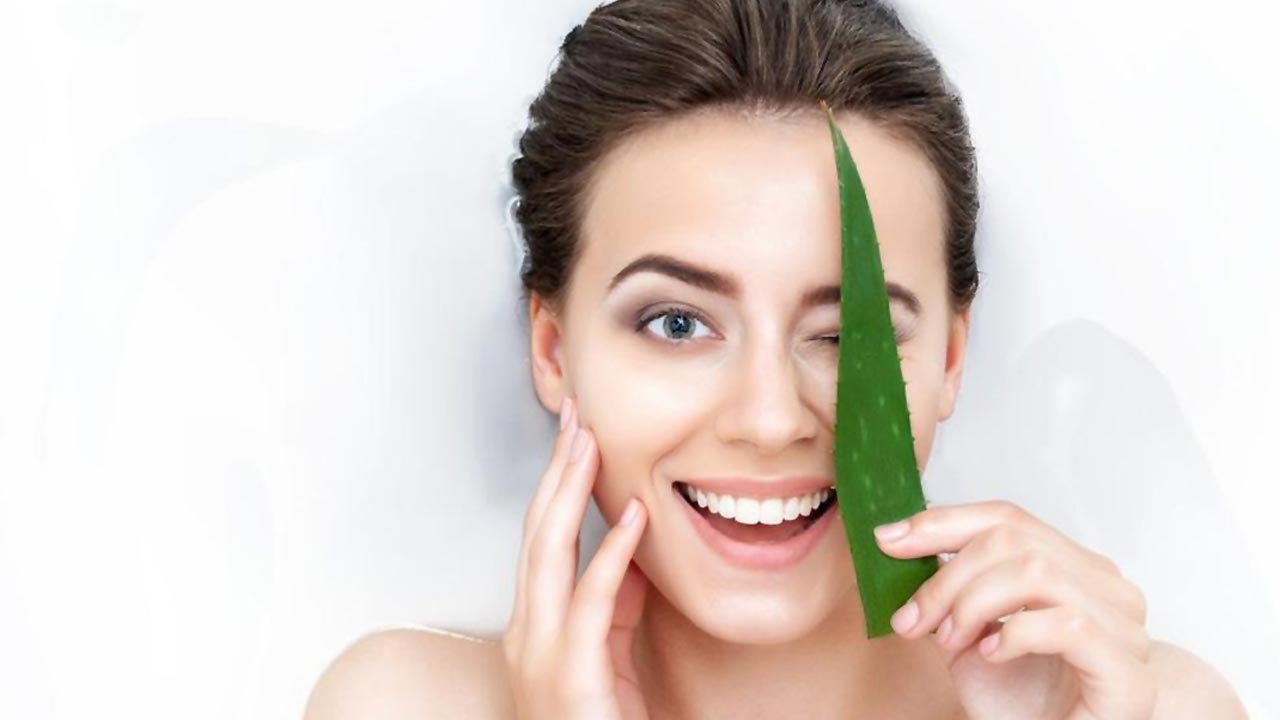 Kulit Putih Berseri dengan Masker Lidah Buaya
