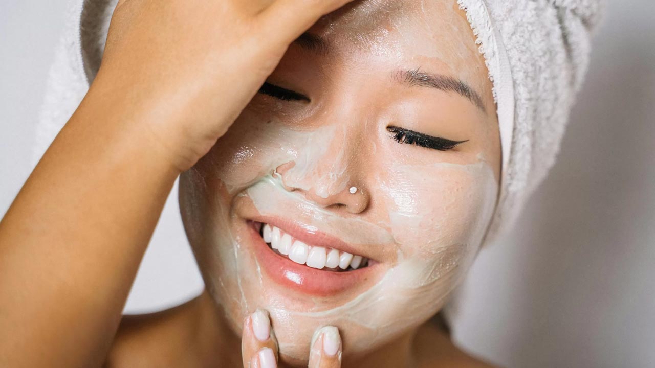 Kulit Putih Berseri dengan Masker Beras Putih
